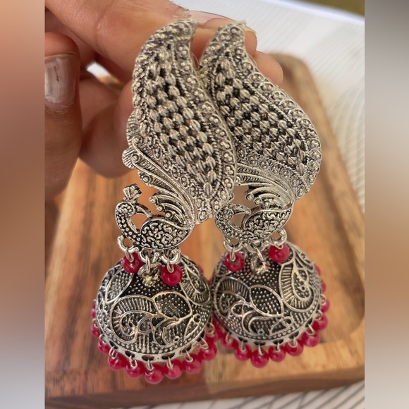 Brand new Oxidised jhumka with red beads - Picture 4 of 4